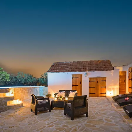 Ambi By Interhome * Trogir